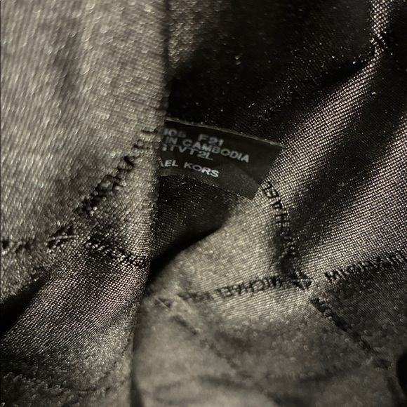 🎀Michael Kors Multicolor Animal Print Tote🎀 - Picture 9 of 9